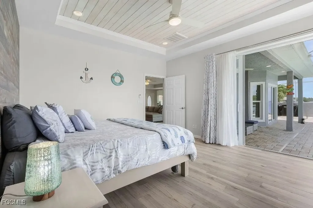 4885 E Riverside Drive Fort Myers FL 33905