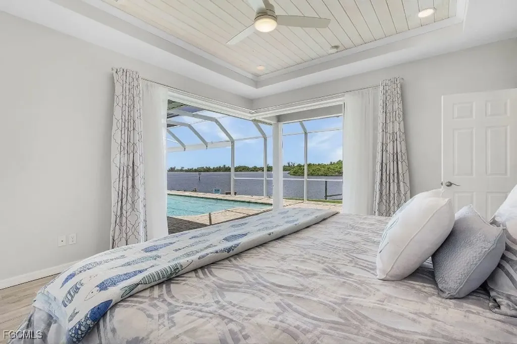 4885 E Riverside Drive Fort Myers FL 33905