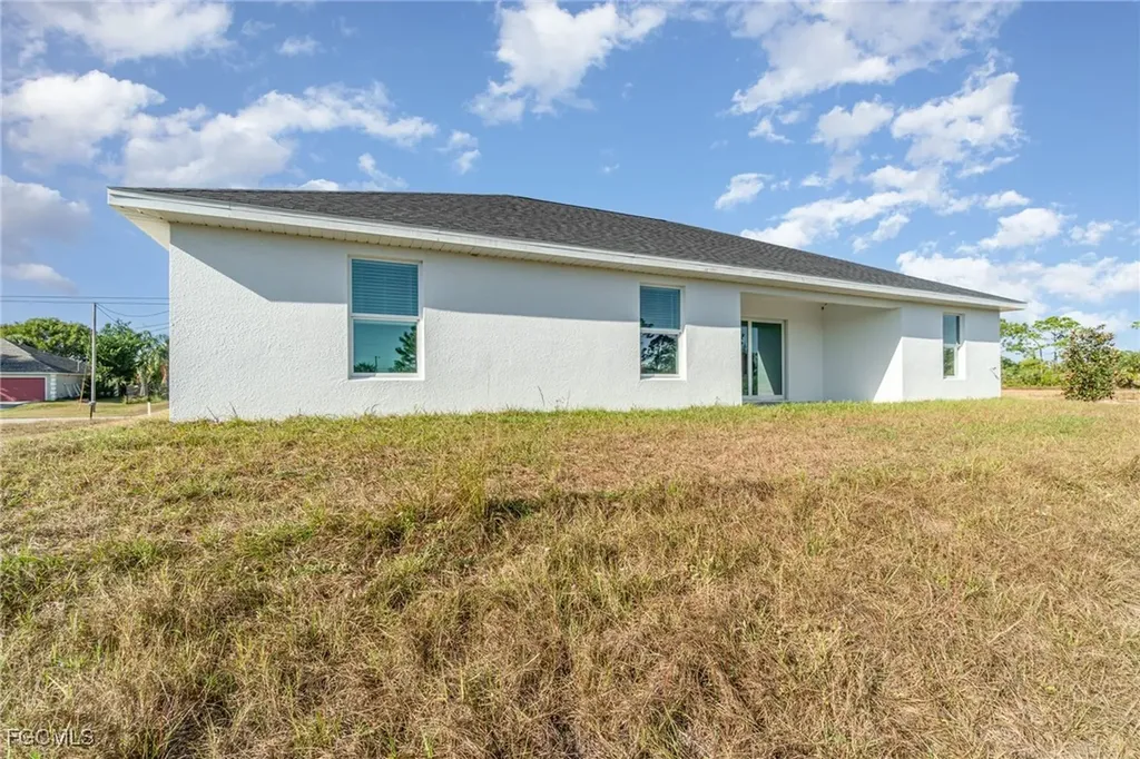4309 NE 20th Court Cape Coral FL 33909