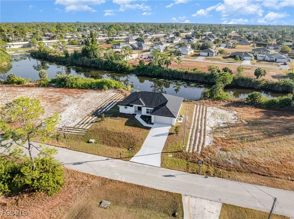 4309 NE 20th Court Cape Coral FL 33909