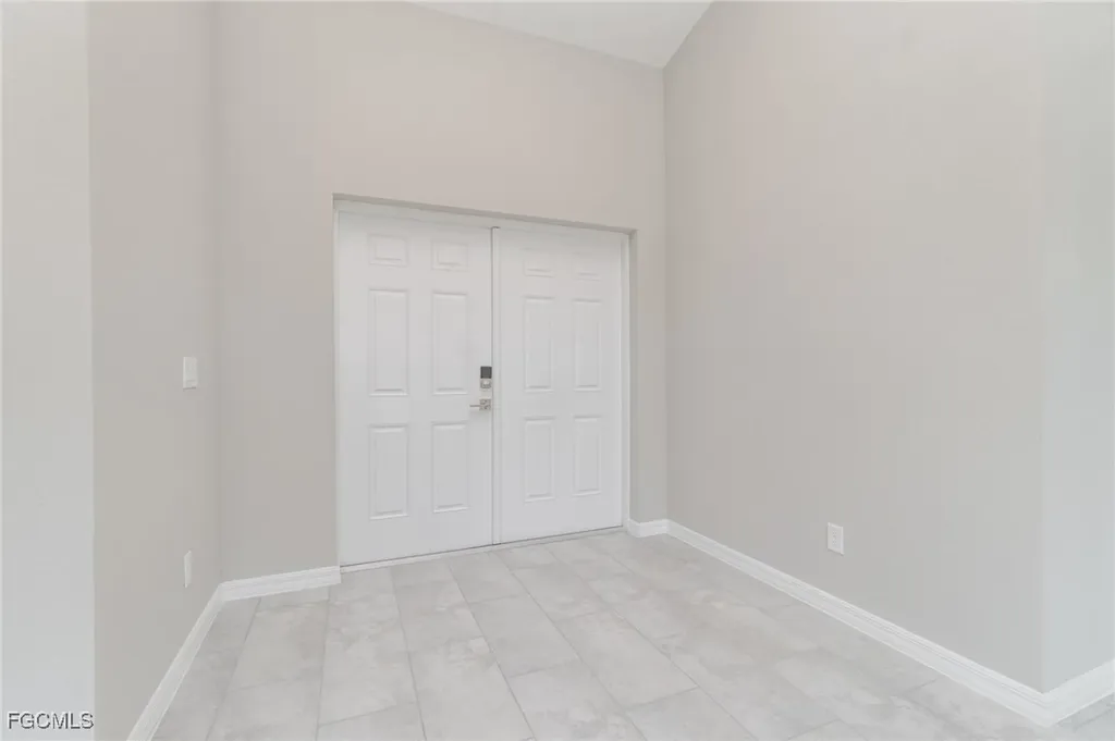 4309 NE 20th Court Cape Coral FL 33909