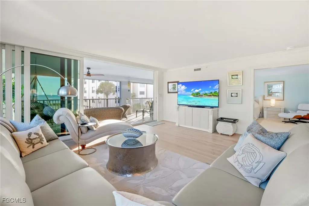 3131 W Gulf Drive Sanibel FL 33957