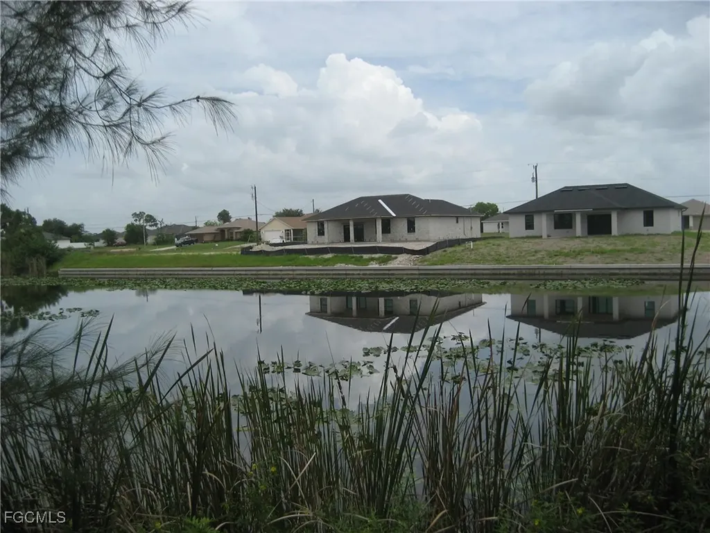 1717 NW 21st Place Cape Coral FL 33993