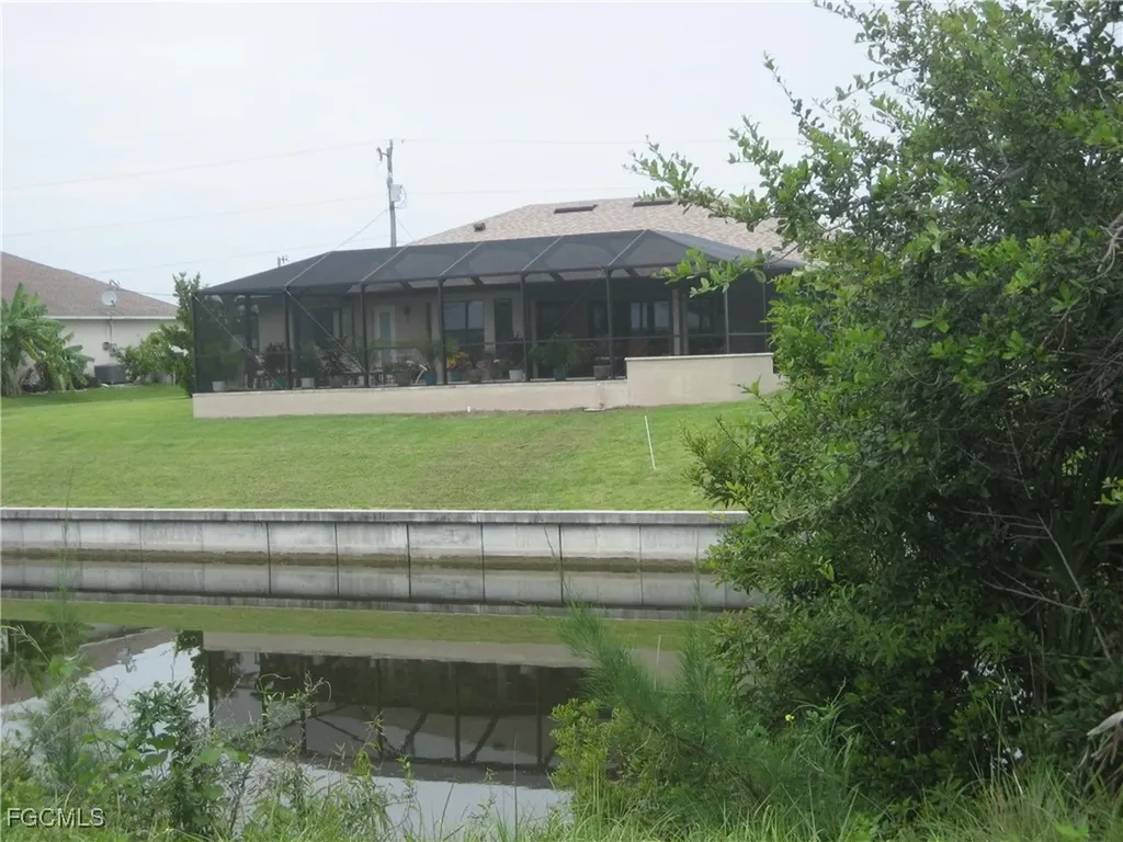 1717 NW 21st Place Cape Coral FL 33993