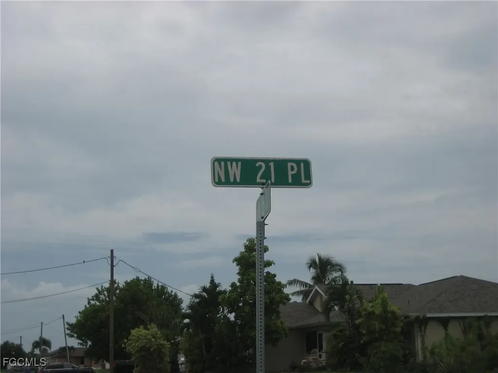 1717 NW 21st Place Cape Coral FL 33993