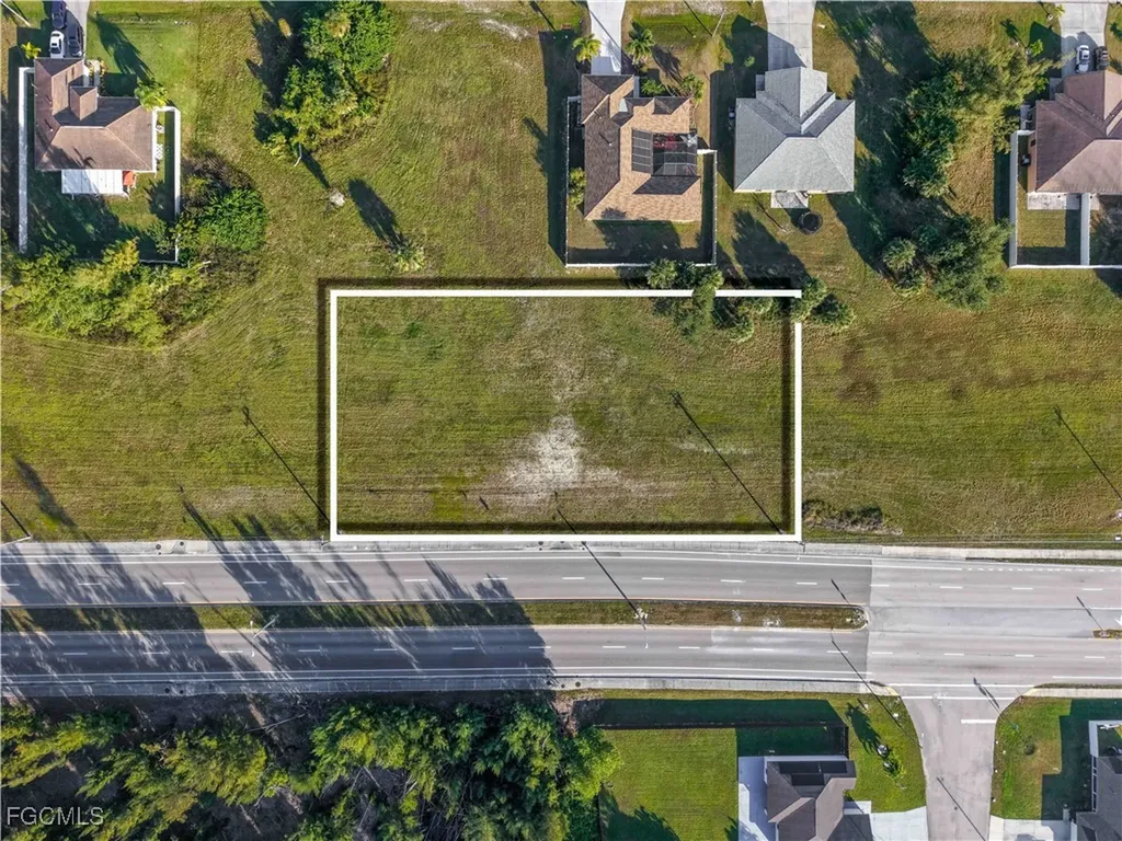 1101/1105/1109 Chiquita Boulevard S Cape Coral FL 33991