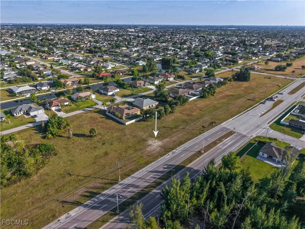 1101/1105/1109 Chiquita Boulevard S Cape Coral FL 33991