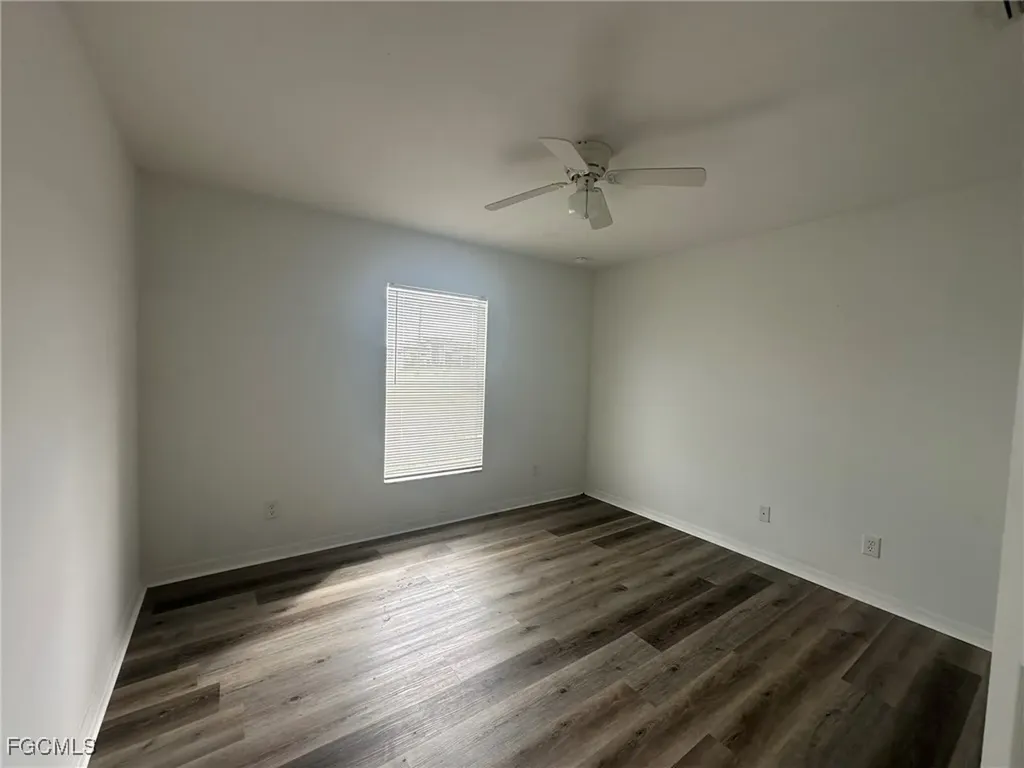 3929 NW 42nd Avenue Cape Coral FL 33993