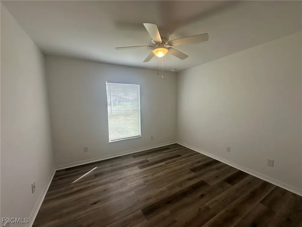 3929 NW 42nd Avenue Cape Coral FL 33993