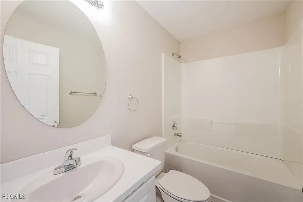 1249 Cordoba Street E Lehigh Acres FL 33974
