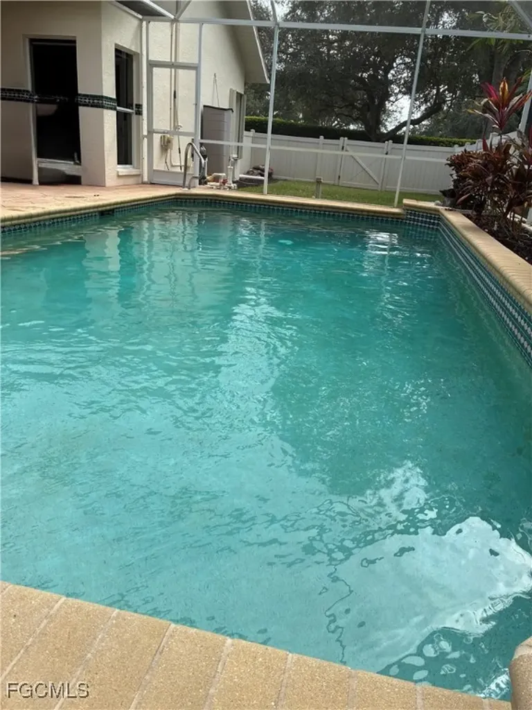 11810 Pinewood Lakes Drive Fort Myers FL 33913