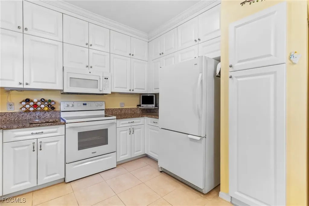 28060 Palmas Grandes Lane Bonita Springs FL 34135