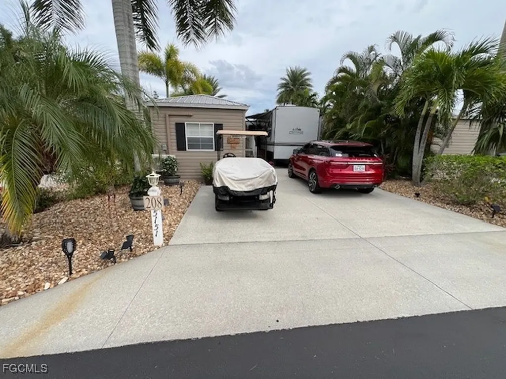 5151 Cypress Trail Resort Circle Fort Myers FL 33905