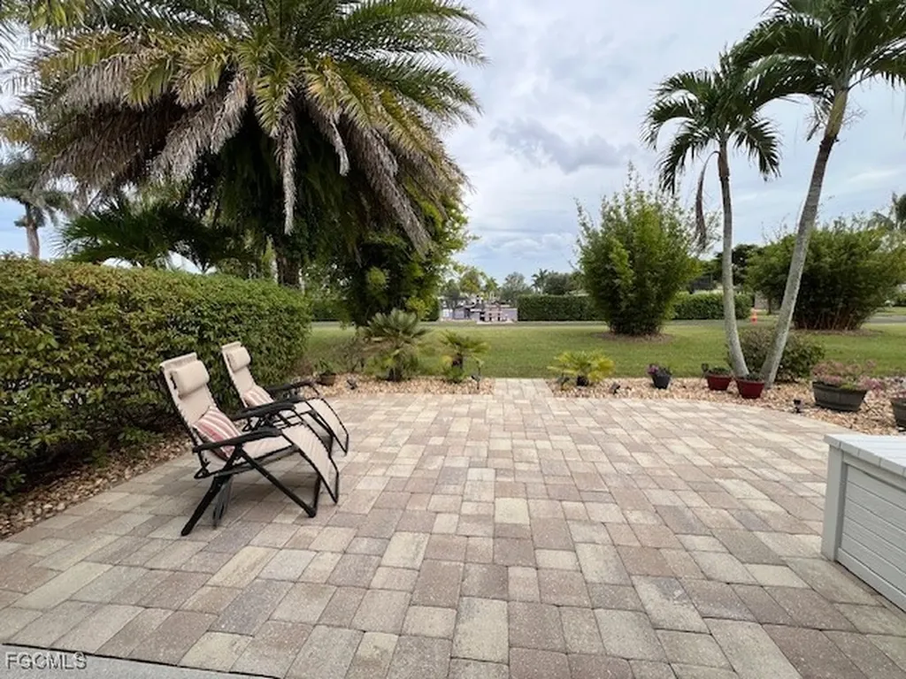 5151 Cypress Trail Resort Circle Fort Myers FL 33905