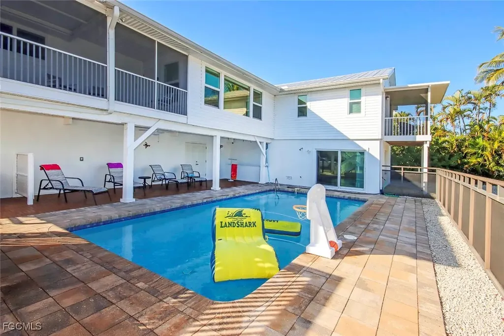 Sanibel FL 33957