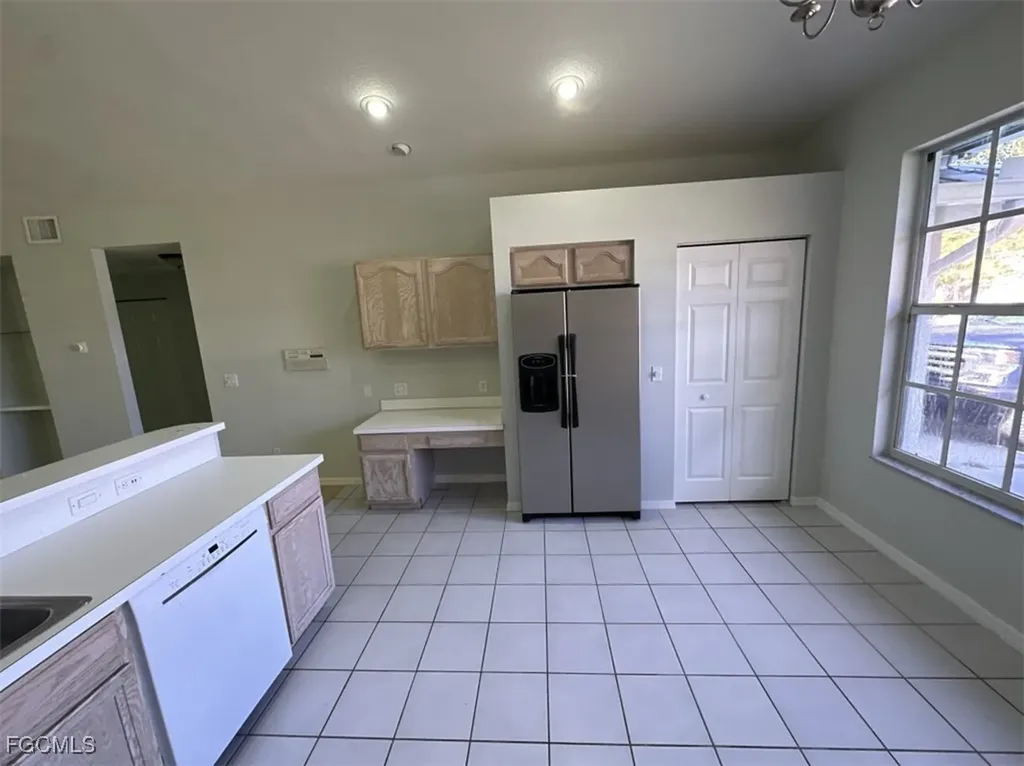 2400 Leavitt Road Alva FL 33920