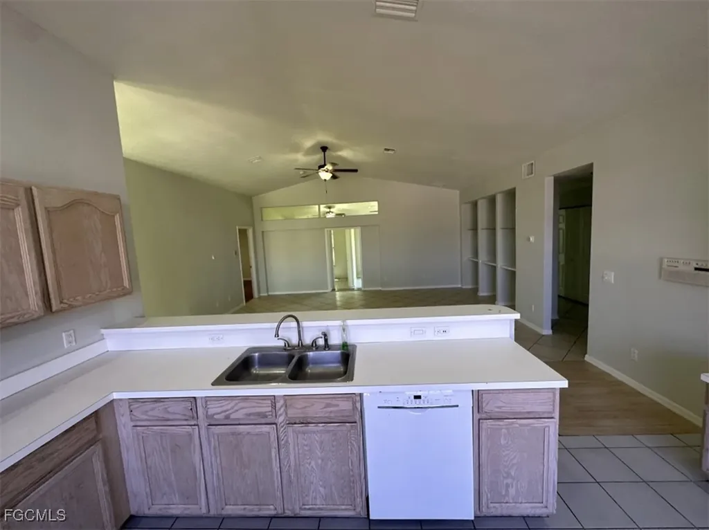 2400 Leavitt Road Alva FL 33920