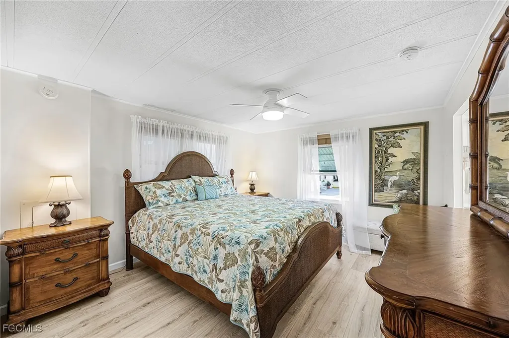 4700 Gulfgate Lane S St. James City FL 33956