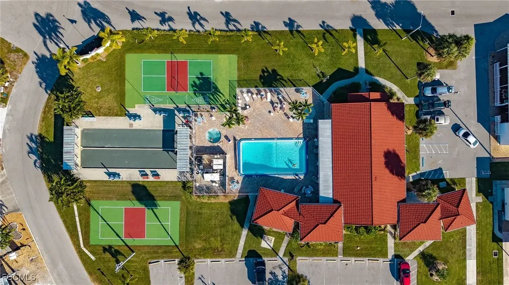 4700 Gulfgate Lane S St. James City FL 33956