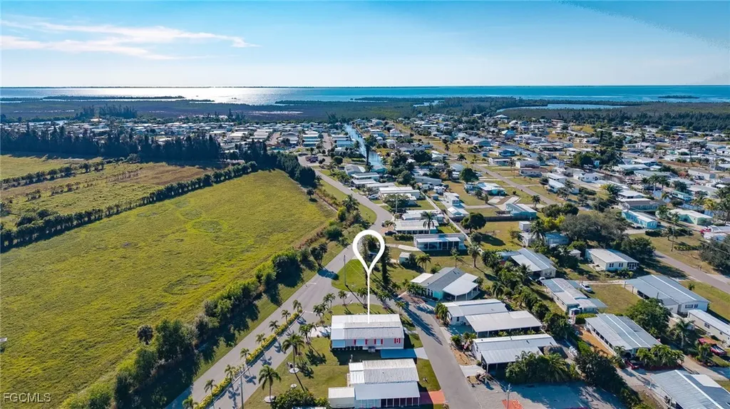 4700 Gulfgate Lane S St. James City FL 33956