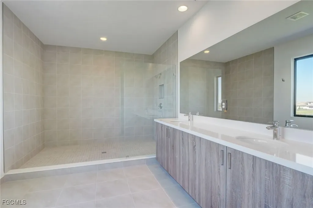 5007 Ofanto Lane Ave Maria FL 34142