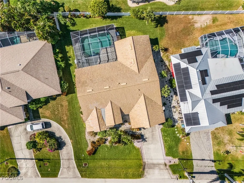 2822 SE 22nd Place Cape Coral FL 33904