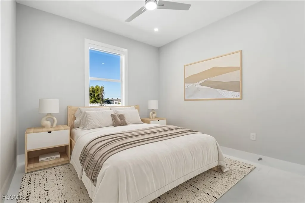 2717 NW 4th Street Cape Coral FL 33993