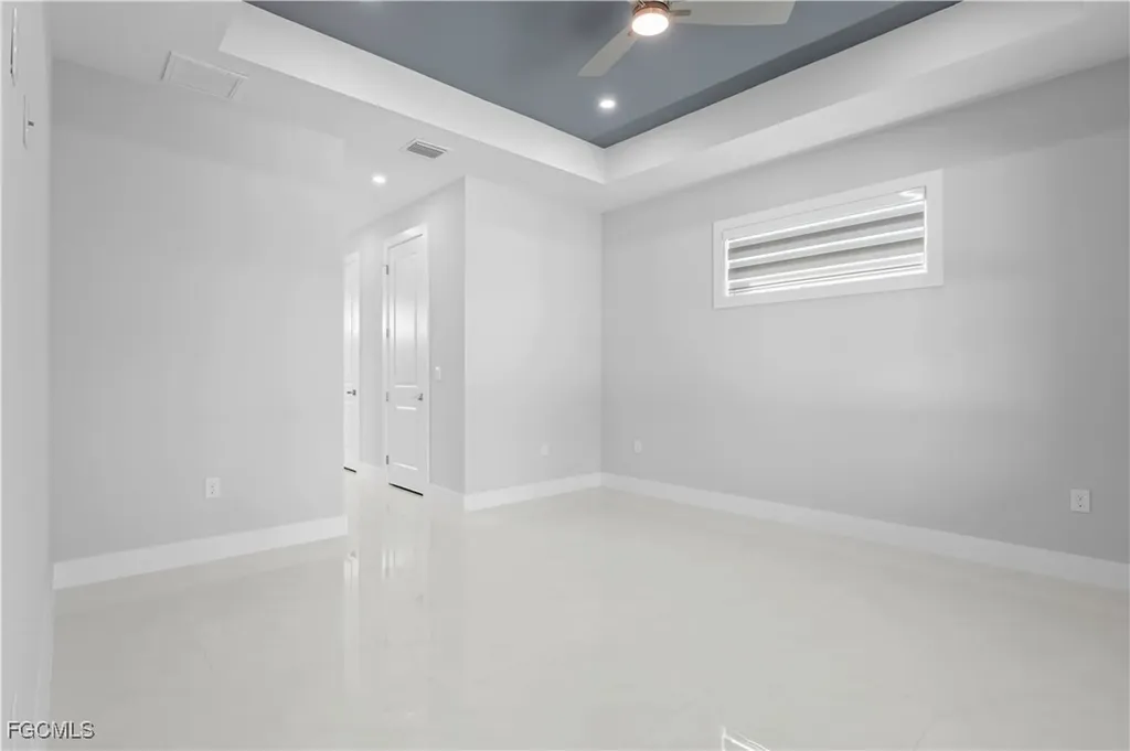 2717 NW 4th Street Cape Coral FL 33993