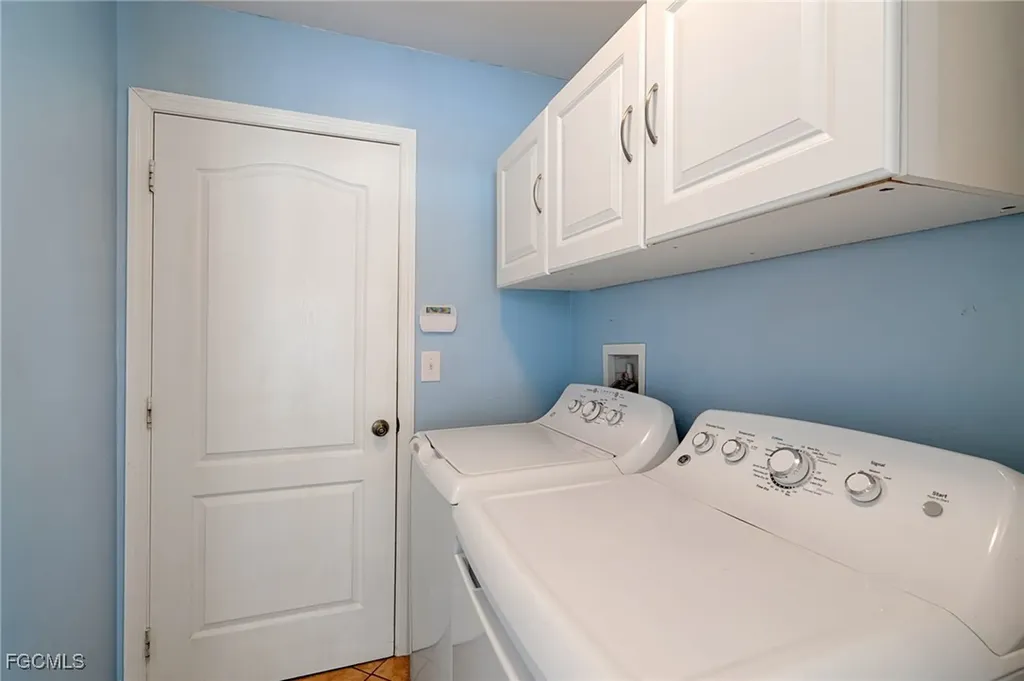 131 NW 6th Street Cape Coral FL 33993