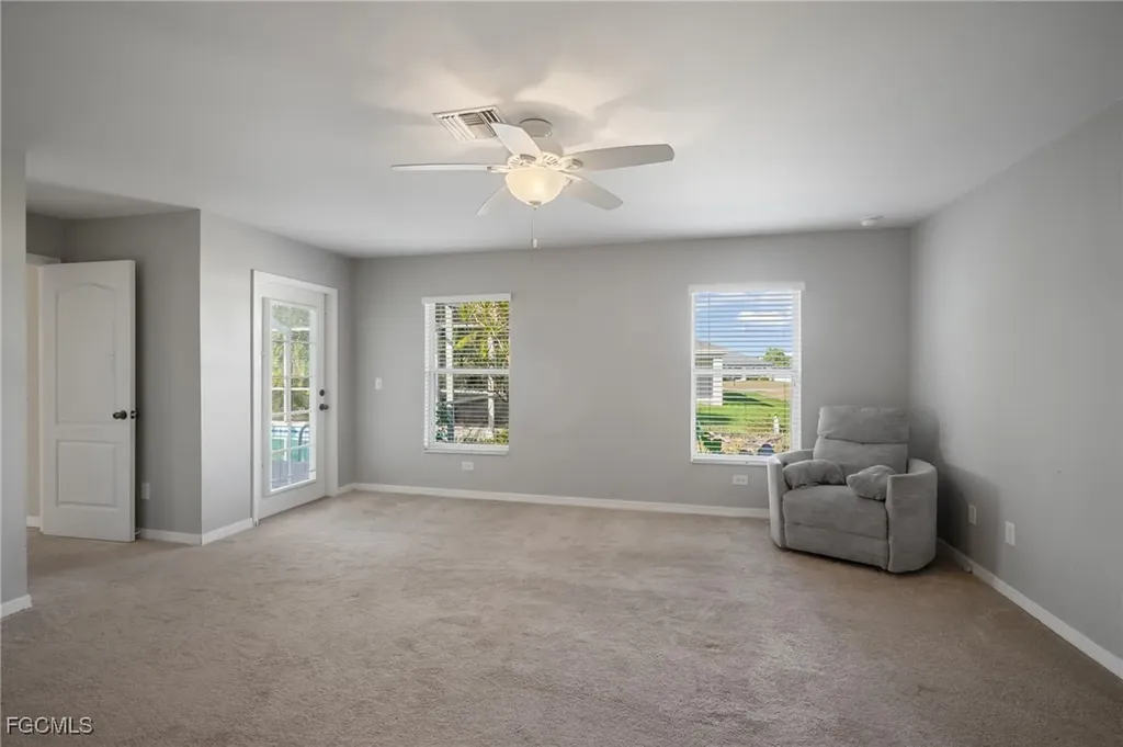 131 NW 6th Street Cape Coral FL 33993