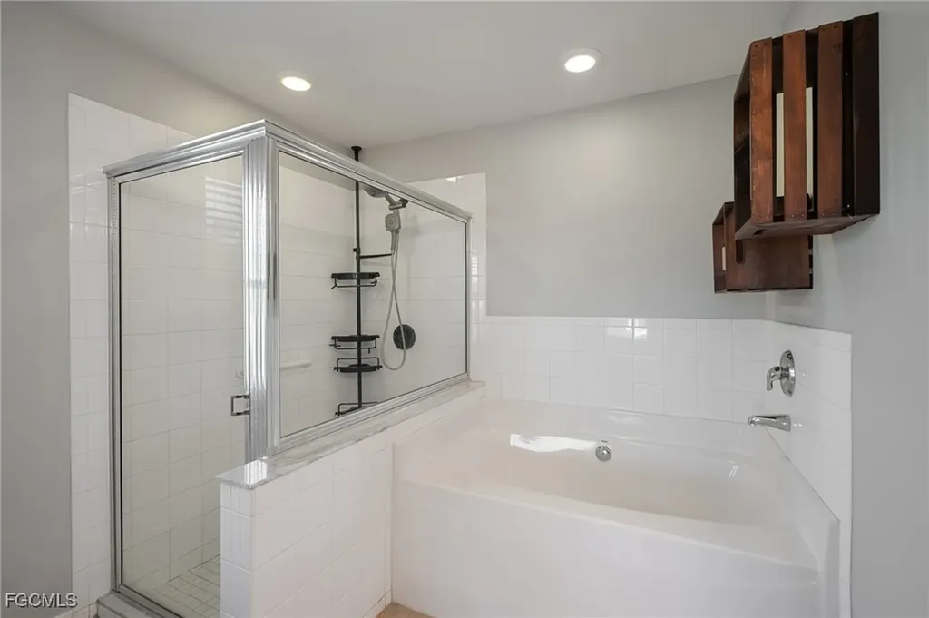 131 NW 6th Street Cape Coral FL 33993
