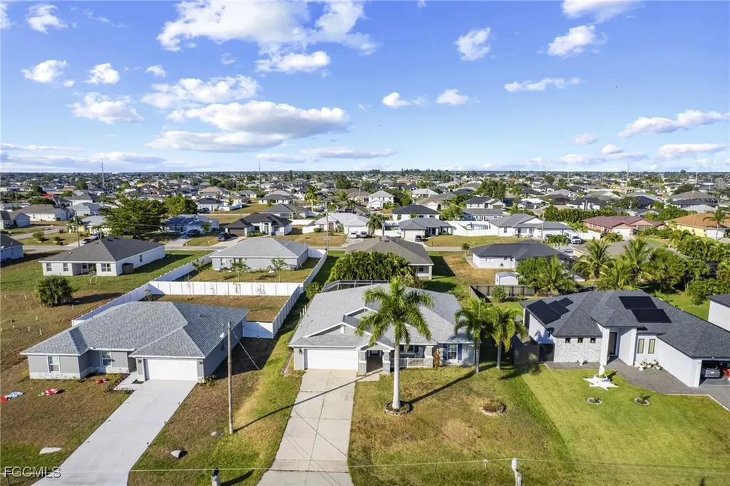 131 NW 6th Street Cape Coral FL 33993