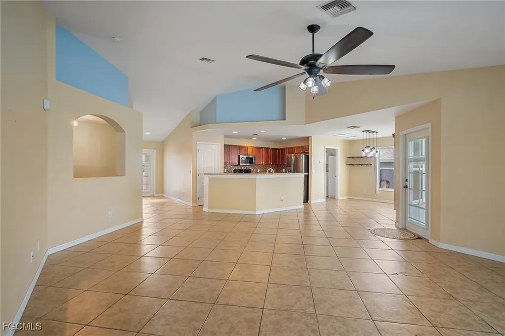 131 NW 6th Street Cape Coral FL 33993