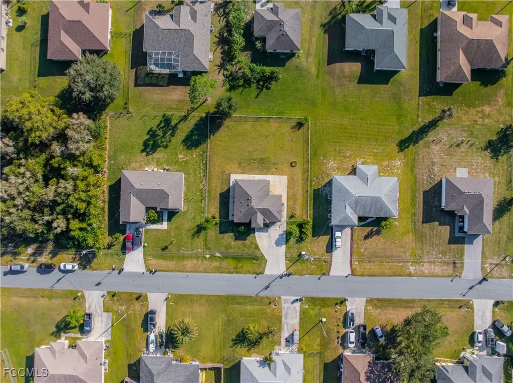 216 Des Cartes Street Fort Myers FL 33913