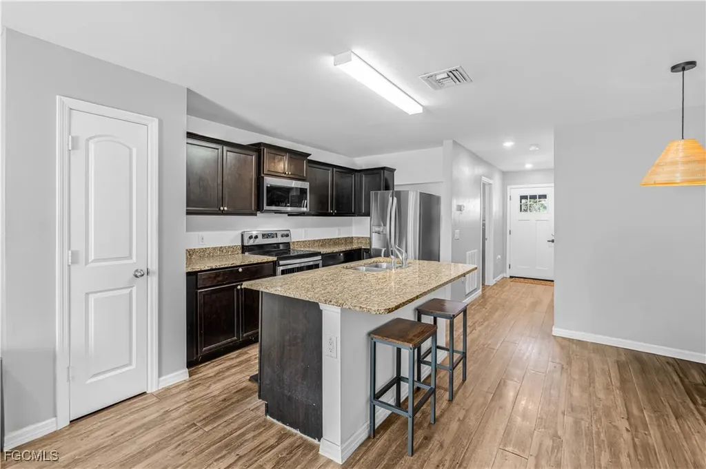 216 Des Cartes Street Fort Myers FL 33913