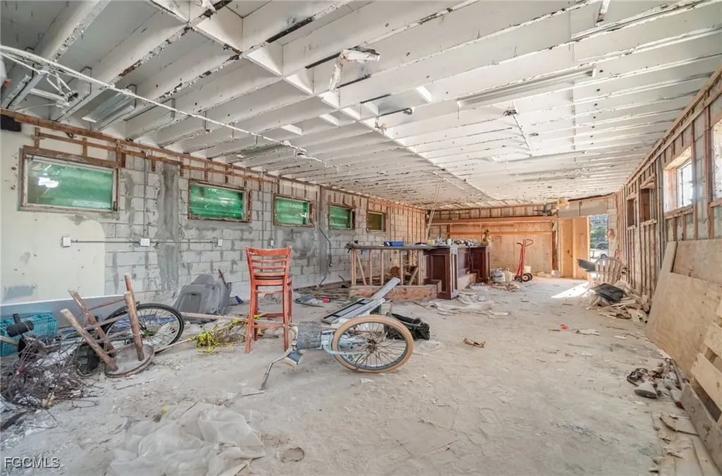 185 Old San Carlos Boulevard Fort Myers Beach FL 33931