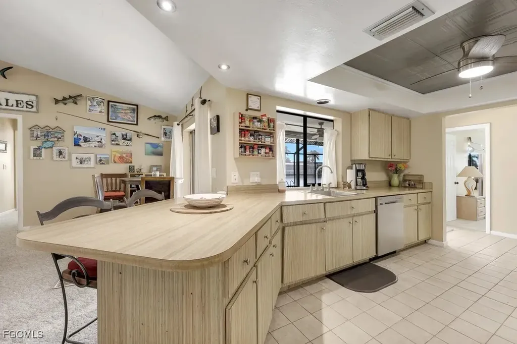 101 SW 50th Street Cape Coral FL 33914
