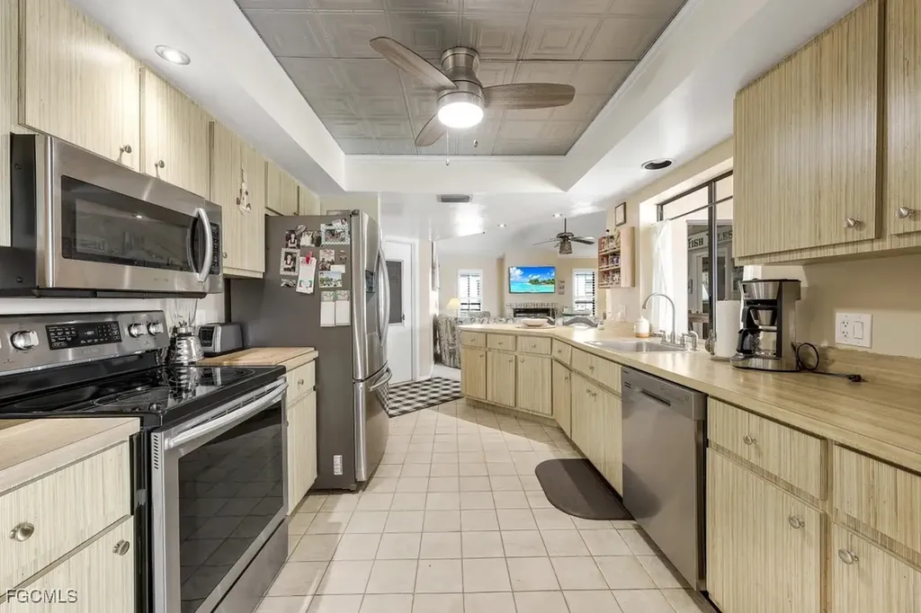 101 SW 50th Street Cape Coral FL 33914