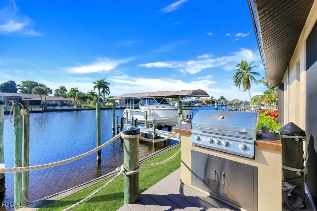 101 SW 50th Street Cape Coral FL 33914