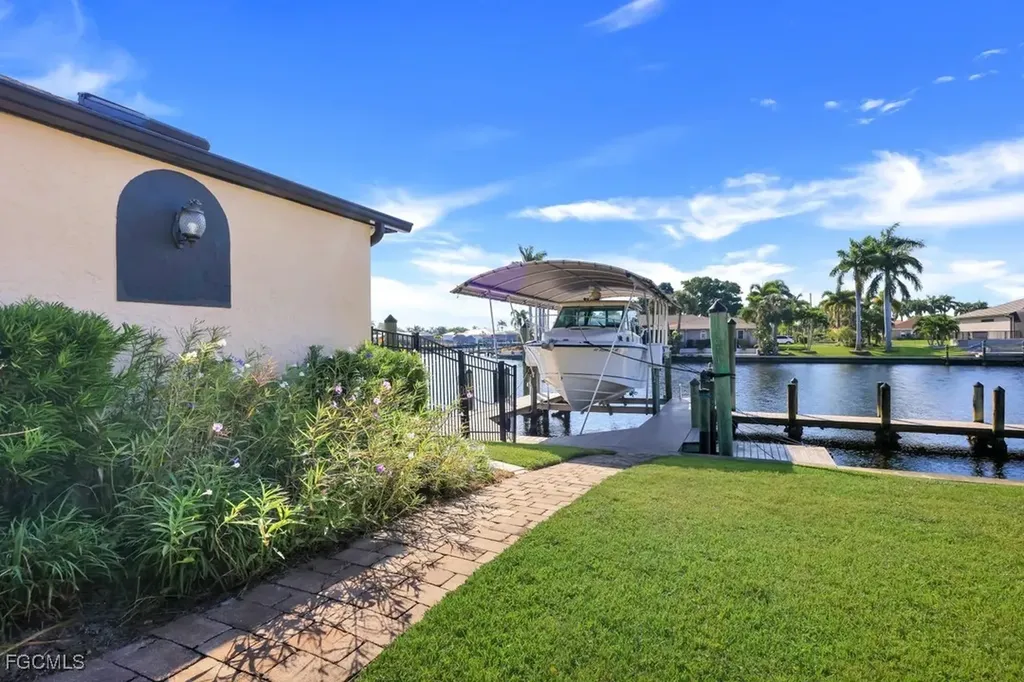 101 SW 50th Street Cape Coral FL 33914