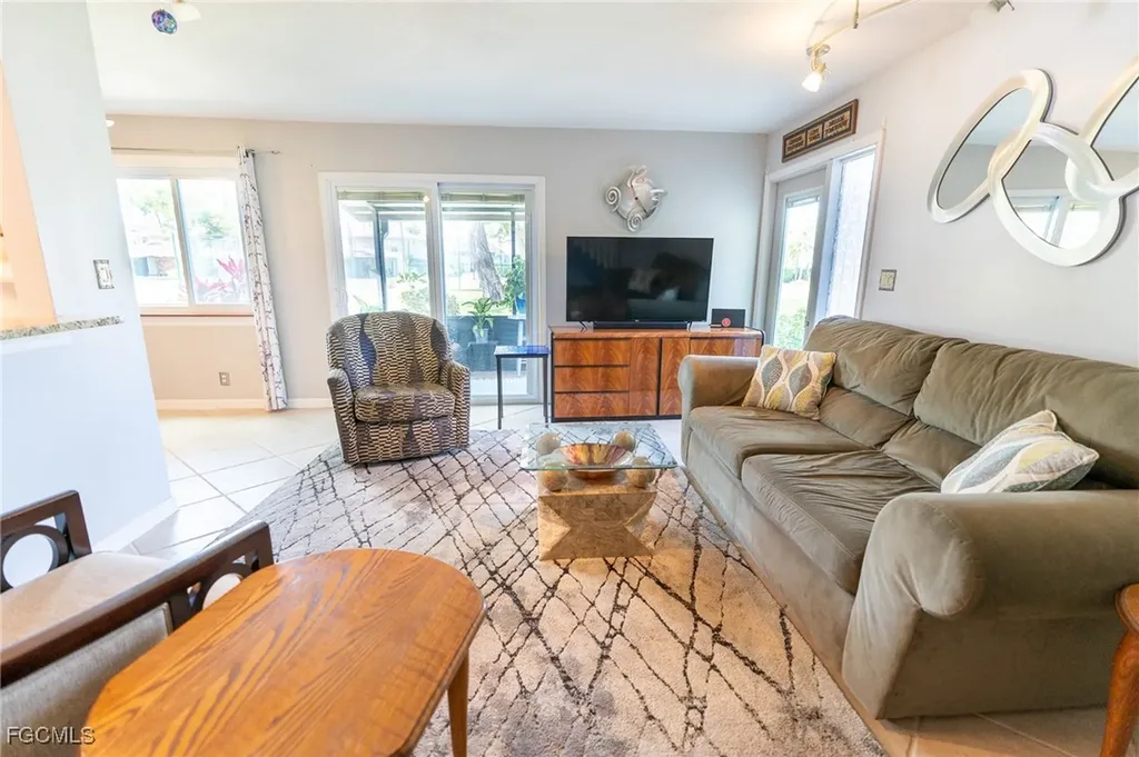 3271 Maple Leaf Circle Fort Myers FL 33907
