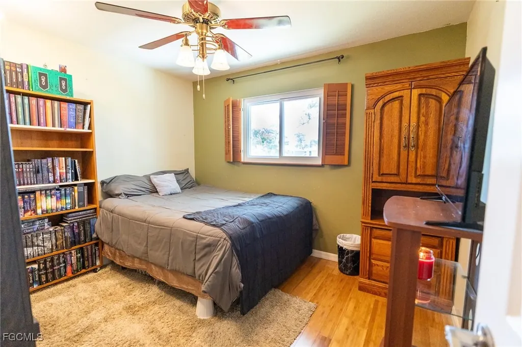 3271 Maple Leaf Circle Fort Myers FL 33907