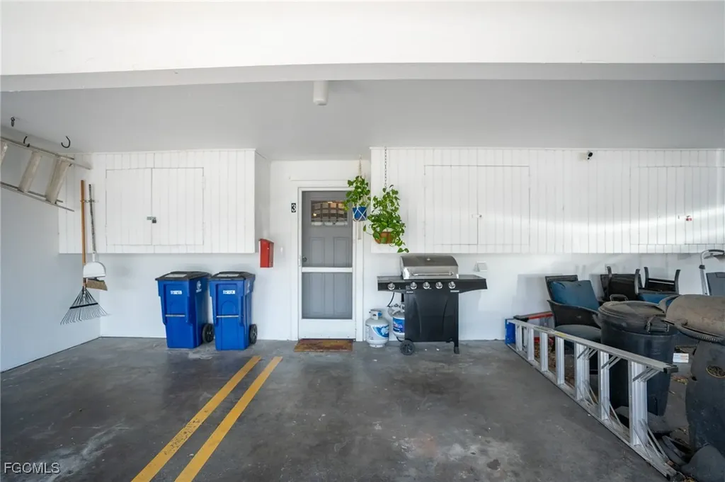 3271 Maple Leaf Circle Fort Myers FL 33907