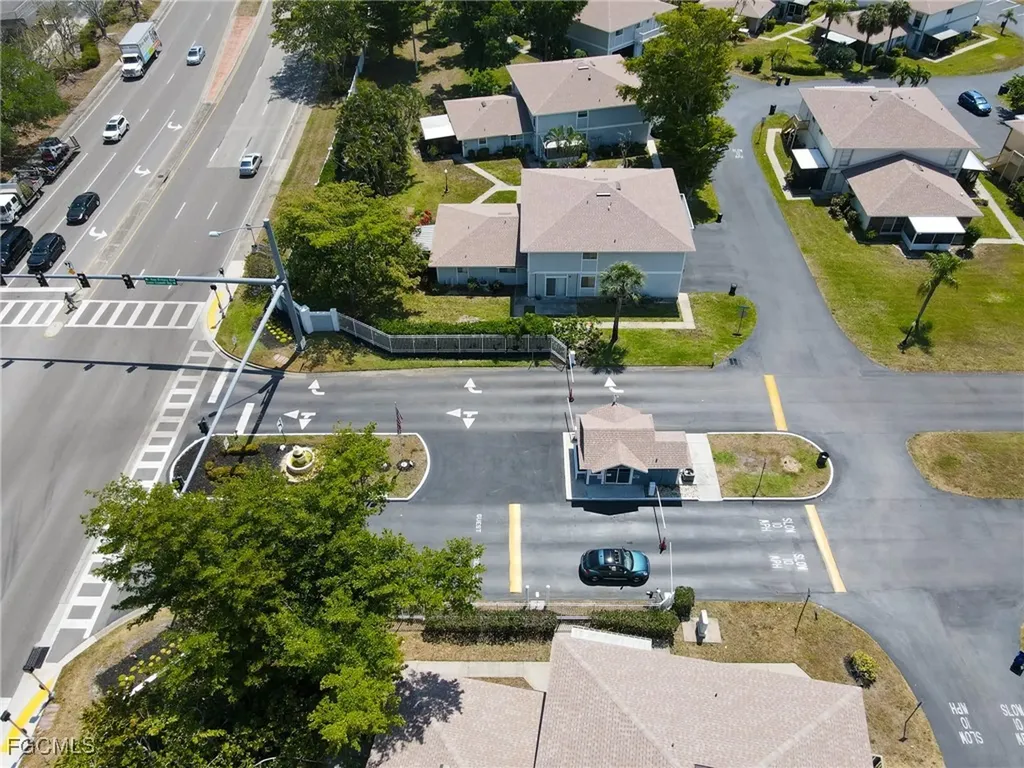 3271 Maple Leaf Circle Fort Myers FL 33907