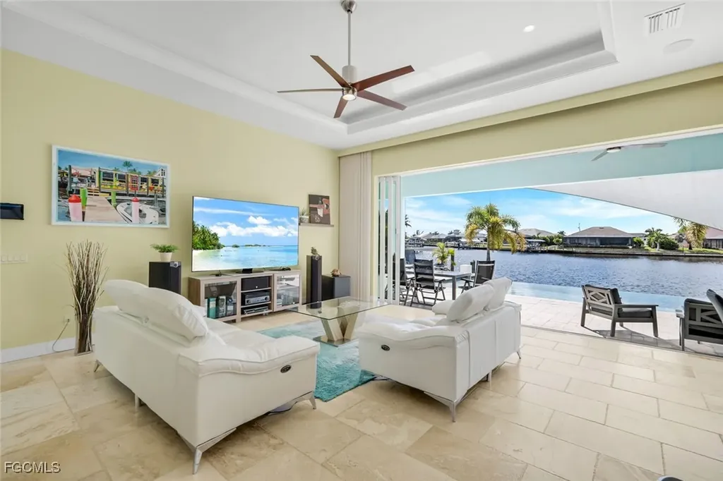 1000 NW 37th Place Cape Coral FL 33993