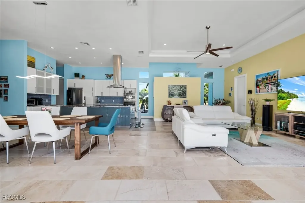 1000 NW 37th Place Cape Coral FL 33993