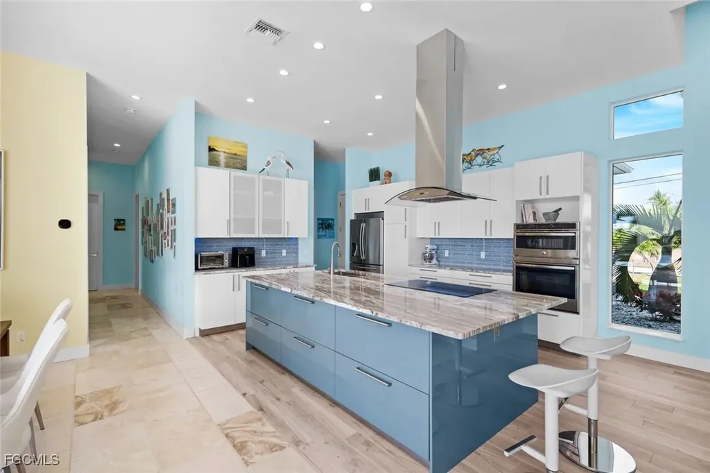 1000 NW 37th Place Cape Coral FL 33993