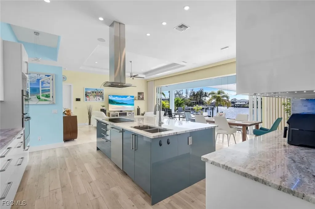 1000 NW 37th Place Cape Coral FL 33993