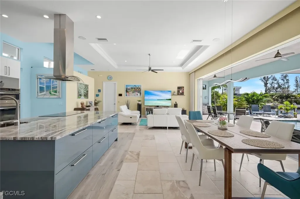 1000 NW 37th Place Cape Coral FL 33993