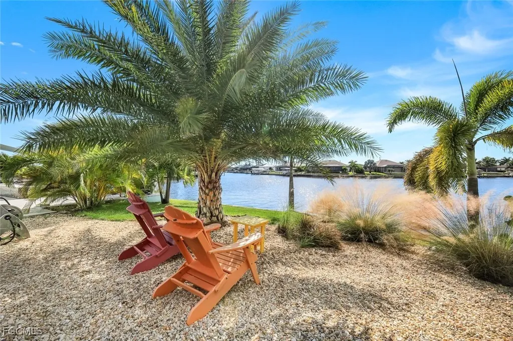 1000 NW 37th Place Cape Coral FL 33993